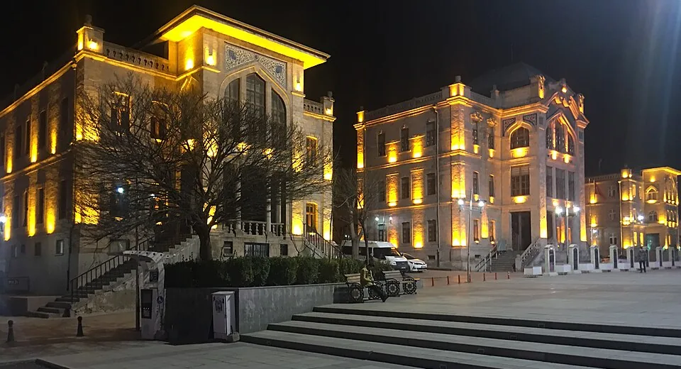 Aksaray’da tarihi hükümet binaları