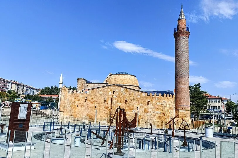 Kırşehir’de Cacabey Medresesi